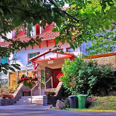 Matraszentimre Panzio Hotel Bagian luar foto
