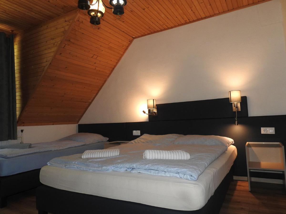 Matraszentimre Panzio Hotel Bagian luar foto