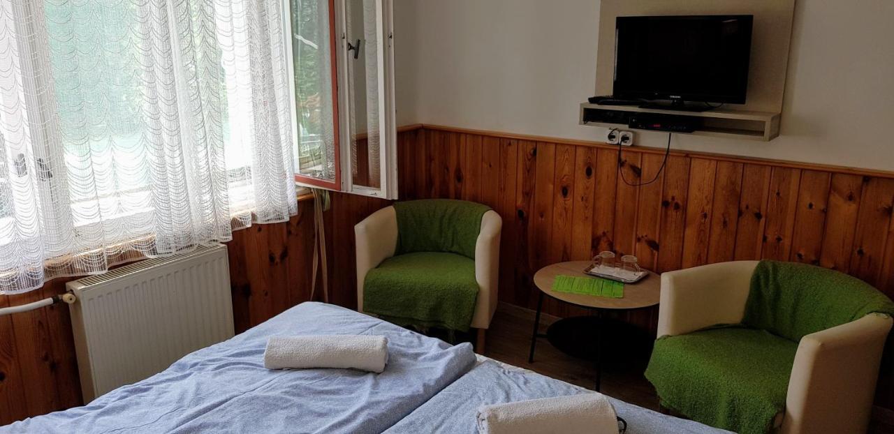 Matraszentimre Panzio Hotel Bagian luar foto