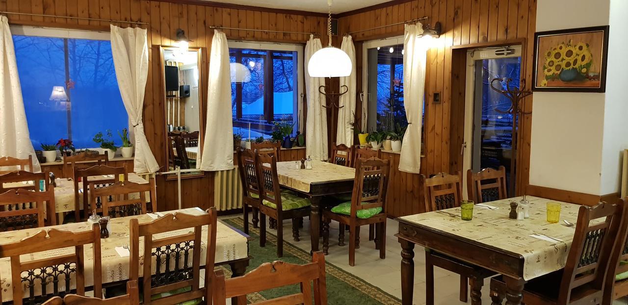 Matraszentimre Panzio Hotel Bagian luar foto